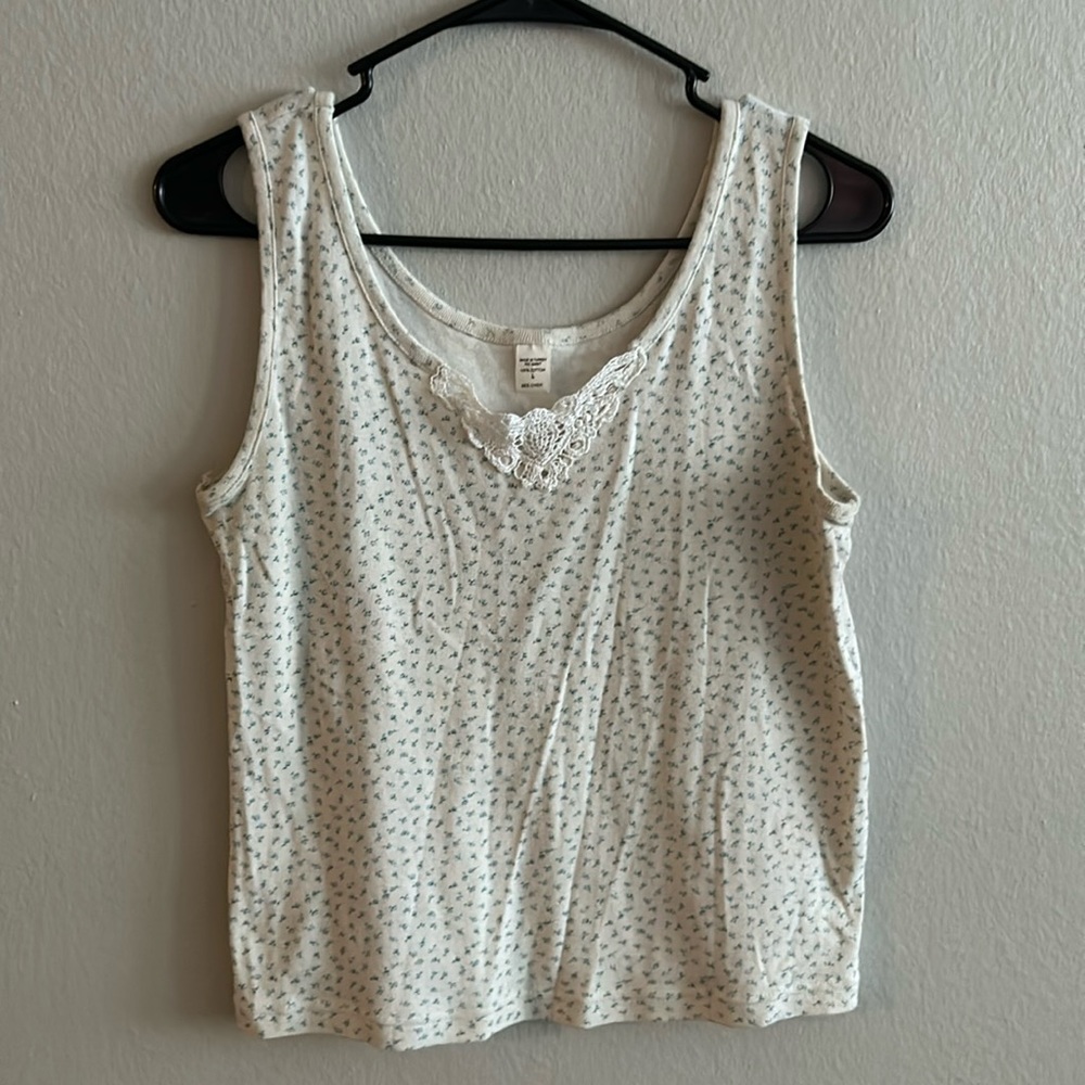 Dainty, Floral and Lace Tank Top